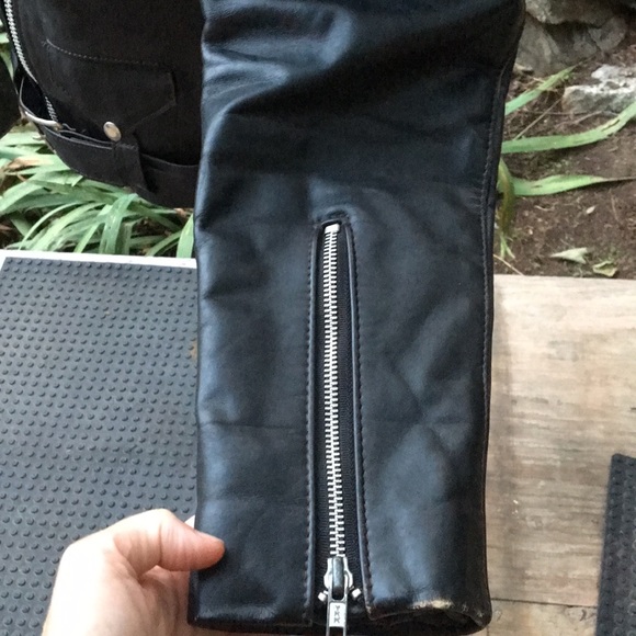 Leather jacket - Picture 6 of 15